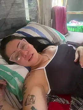 Snapshot of nurse_desi_sexlove chatting on 03-15-25, 09:16 nurse desi sexlove online show from 03-15-25, 09:16