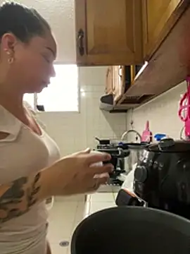 Snapshot of nurse_desi_sexlove chatting on 02-14-26, 11:21 nurse desi sexlove online show from 02-14-26, 11:21