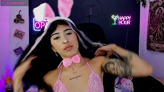 chaymae nah  online show from 04-06-26, 03:13