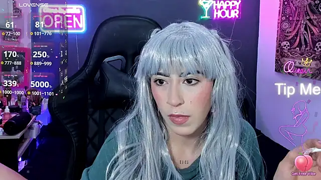 chaymae nah  online show from 04-12-26, 03:21