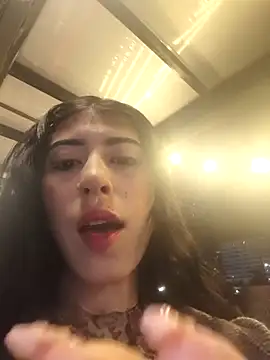 chaymae nah  online show from 04-09-26, 12:34