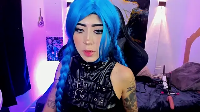 chaymae nah  online show from 03-18-26, 01:24