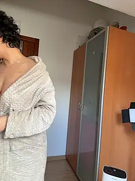 Snapshot of rafamarianoofc chatting on 02-19-26, 10:12 rafamarianoofc online show from 02-19-26, 10:12