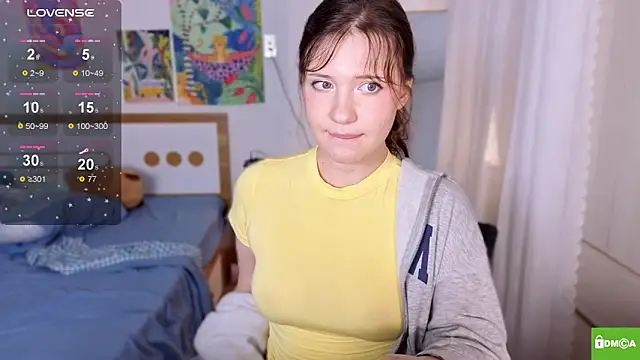 HanahCute online show from 11-23-25, 03:33