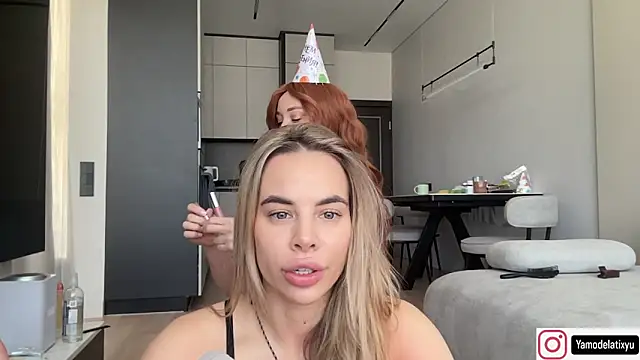 diffgirls2 online show from 05-23-26, 07:29