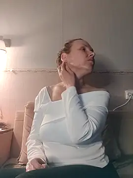 Evelina cute online show from 11-16-25, 06:01