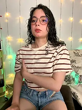 Antoniart  online show from 10-12-25, 02:35