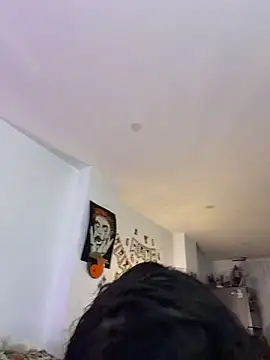 Snapshot of Antoniart_ chatting on 06-18-26, 03:49 Antoniart online show from 06-18-26, 03:49