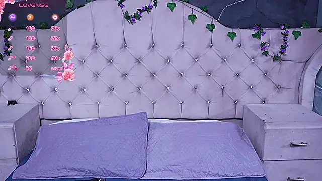 AmberGreyy  online show from 04-27-26, 05:11