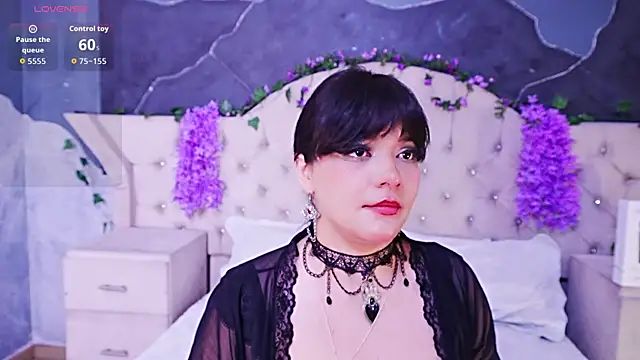 AmberGreyy  online show from 07-05-26, 04:19