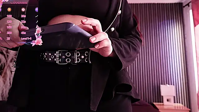 AmberGreyy  online show from 05-20-26, 05:43