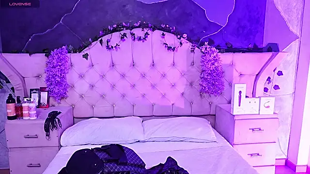 AmberGreyy  online show from 06-27-26, 06:14