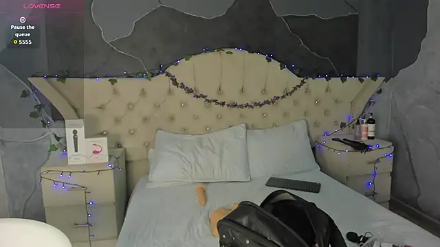 AmberGreyy  online show from 11-16-25, 01:16