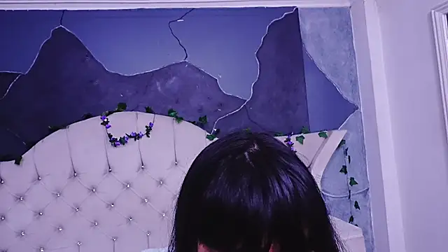 AmberGreyy  online show from 05-04-26, 04:21