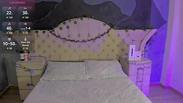 AmberGreyy  online show from 11-13-25, 06:01