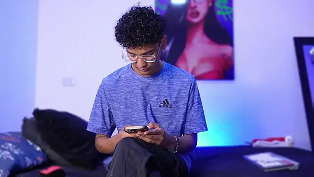 harrytwink18 online show from 12-30-24, 01:25