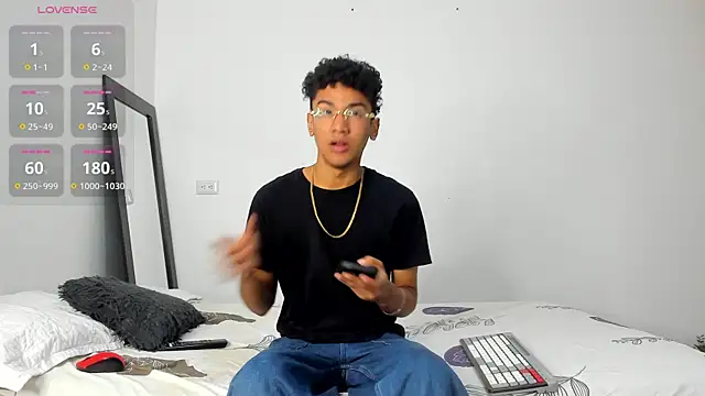 harrytwink18 online show from 12-16-25, 02:32