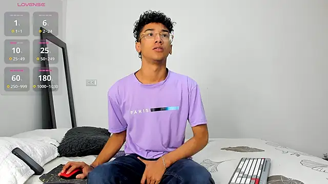 harrytwink18 online show from 12-17-25, 02:55