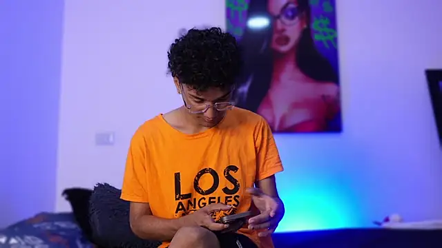 harrytwink18 online show from 12-26-24, 01:32