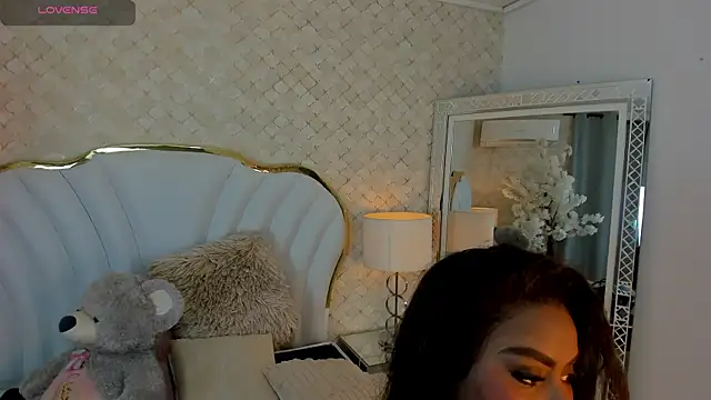 IsabellaBromsS online show from 11-14-25, 10:24