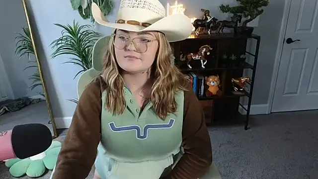 rodeobrii online show from 10-31-25, 05:31