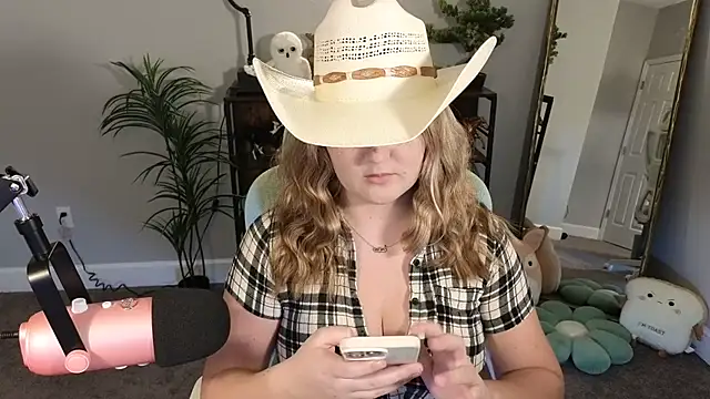 rodeobrii online show from 12-01-25, 02:12