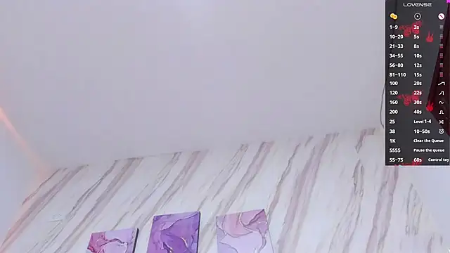 Hanna Corne online show from 12-20-24, 05:51