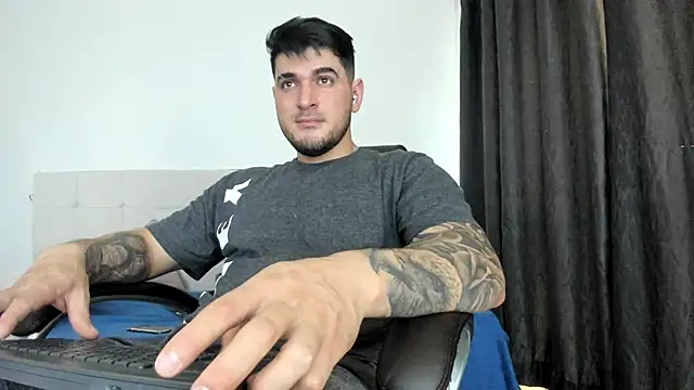 Teilor Creed online show from 12-16-25, 06:56