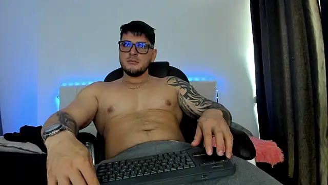 Teilor Creed online show from 12-21-25, 05:03