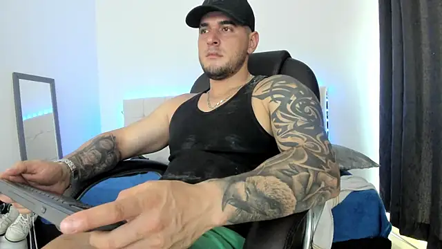 Teilor Creed online show from 12-14-25, 06:24