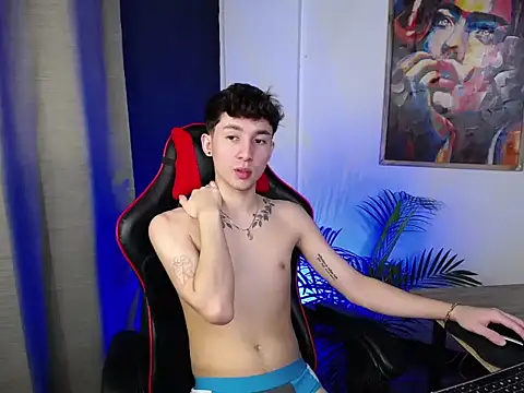 Snapshot of SebasstianGrand chatting on 02-26-25, 11:19 SebasstianGrand online show from 02-26-25, 11:19