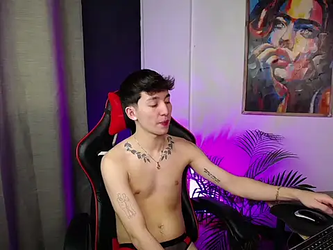 Snapshot of SebasstianGrand chatting on 03-06-25, 11:31 SebasstianGrand online show from 03-06-25, 11:31