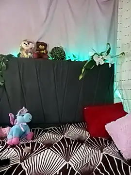 Snapshot of Devilnia9 chatting on 02-28-25, 03:26 Devilnia9 online show from 02-28-25, 03:26
