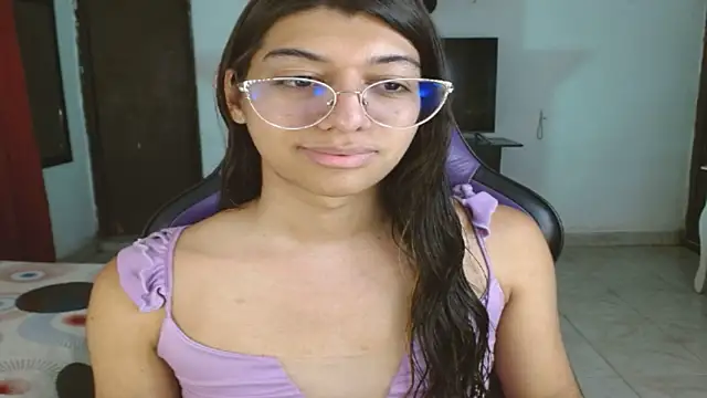 engielphoenis14 online show from 04-12-26, 11:08