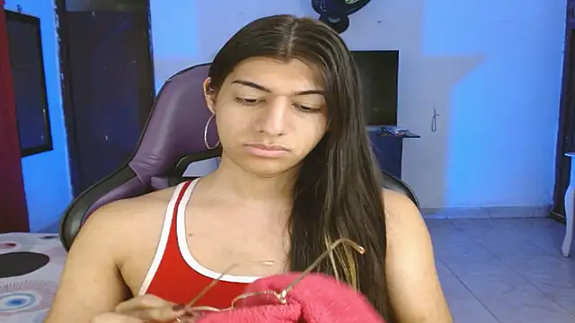 engielphoenis14 online show from 04-01-26, 11:34