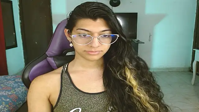 engielphoenis14 online show from 01-17-26, 05:11