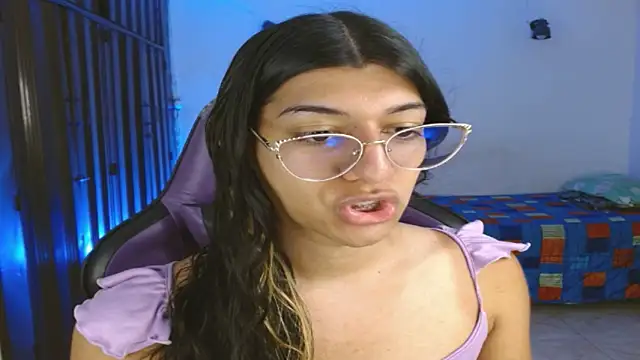 engielphoenis14 online show from 10-26-25, 12:00