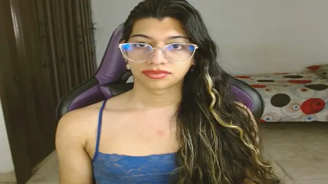 engielphoenis14 online show from 09-15-25, 10:21