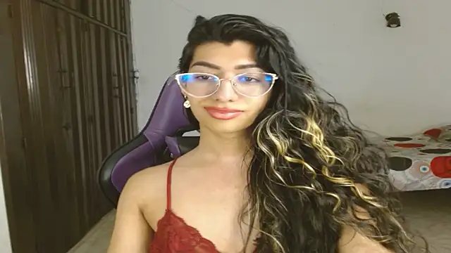 engielphoenis14 online show from 09-20-25, 11:32