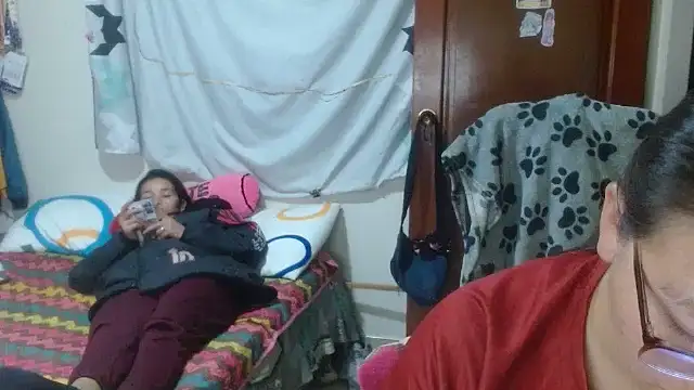 clayre and jill online show from 11-07-25, 02:16