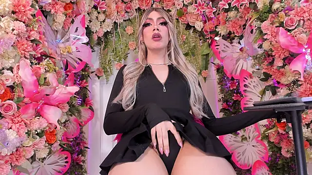 Laurenn evans online show from 12-05-25, 09:12