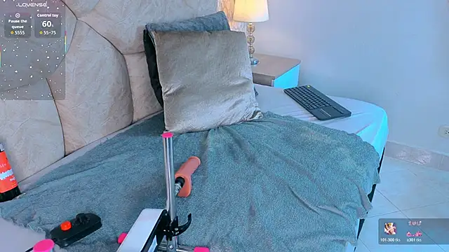 amatista  smith online show from 03-05-26, 08:38