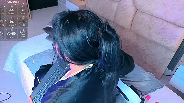 amatista  smith online show from 03-04-26, 08:05