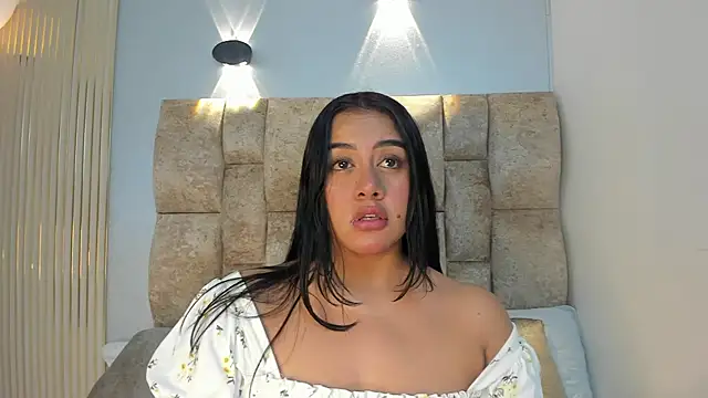 Snapshot of amatista__smith chatting on 10-12-25, 01:56 amatista smith online show from 10-12-25, 01:56