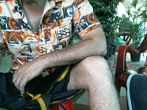indianbull2023 online show from 05-28-26, 06:21