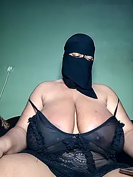 Loly mor online show from 01-24-25, 05:10