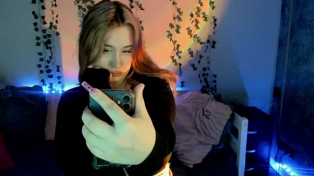 Emily Gin online show from 02-26-25, 05:24
