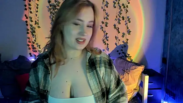 Emily Gin online show from 03-08-25, 08:33