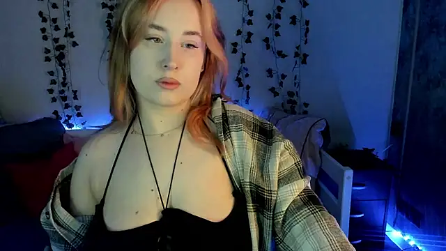 Emily Gin online show from 02-19-25, 02:33