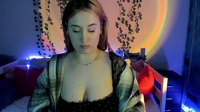 Emily Gin online show from 03-19-25, 05:41